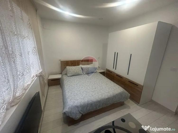 Casă cu 3 camere cu Teren 363 Mp în Central