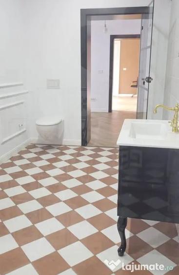 Casă cu 2 camere cu Teren 150 Mp în Central