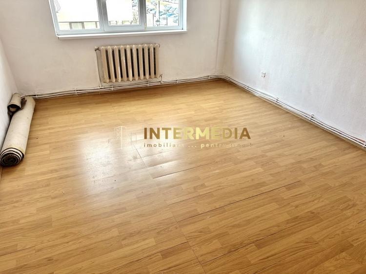 Garsonieră decomandată în Cetate