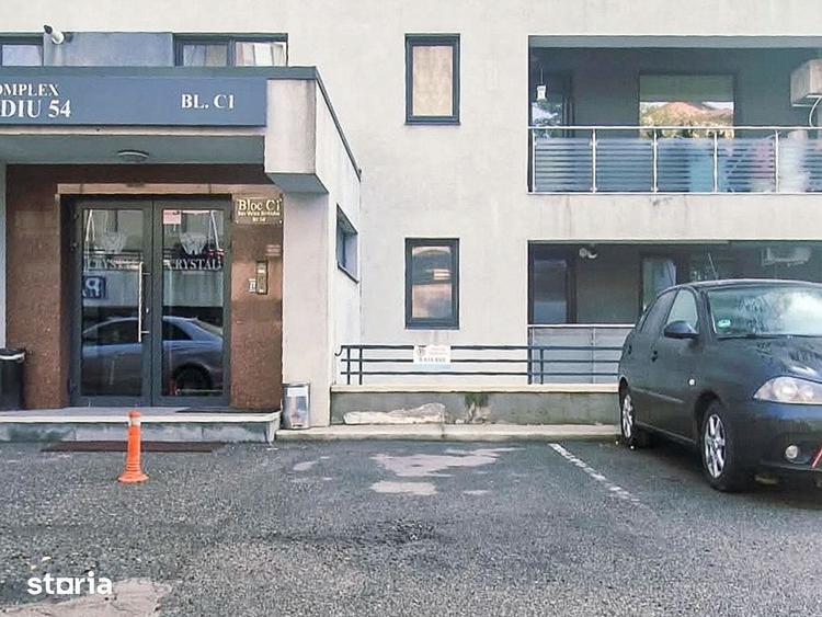 Apartament cu 2 camere semidecomandat în Rediu