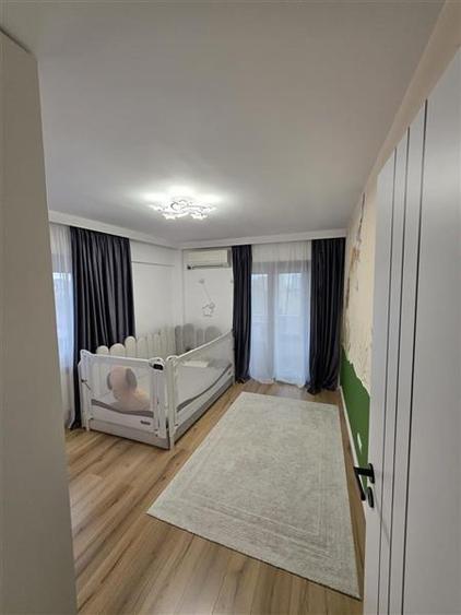 Apartament cu 3 camere decomandat în Timpuri Noi