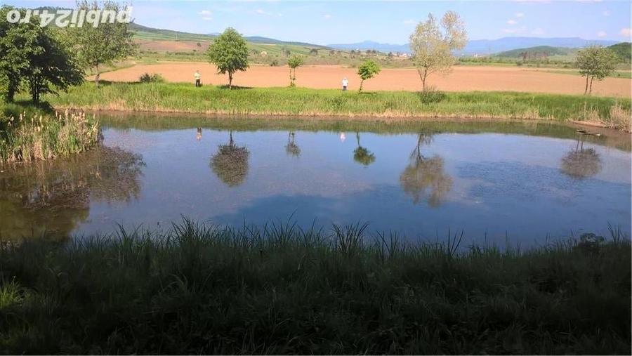 Teren de 200 mp, în Sărățel