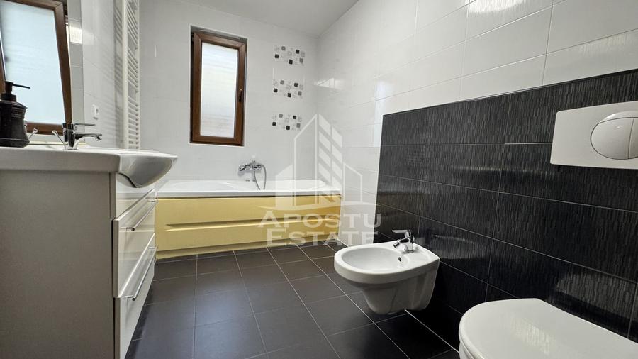 Apartament cu 3 camere decomandat, mobilat în Dumbrăvița