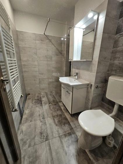 Apartament cu 2 camere decomandat în Complex Studențesc
