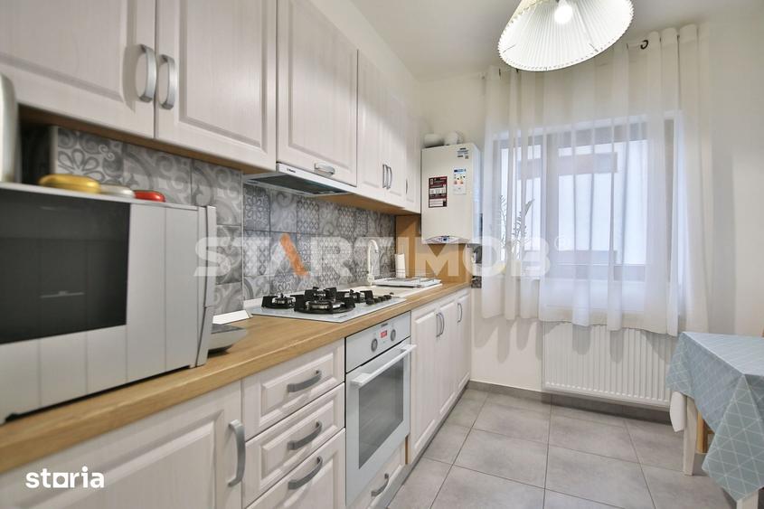 Apartament zona Coresi cu parcare subterana si boxa - 2