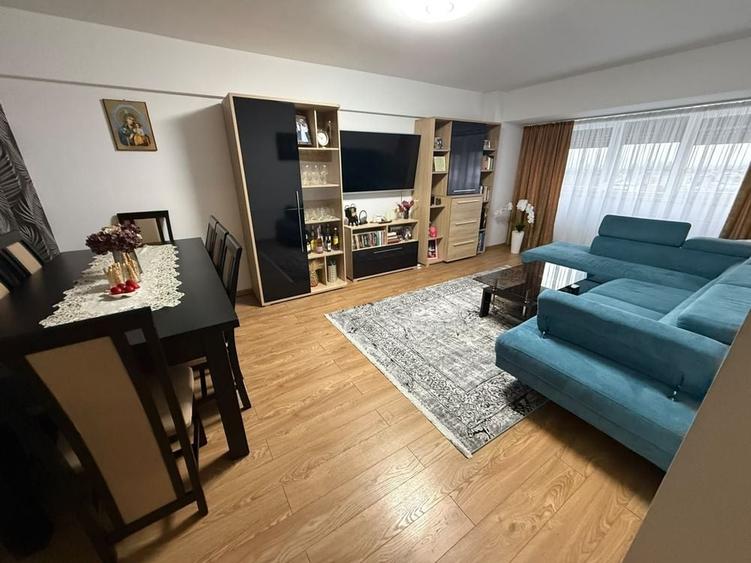 Apartament cu 2 camere decomandat în Exterior Vest