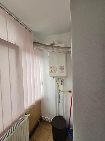 Apartament cu 3 camere decomandat în Gară