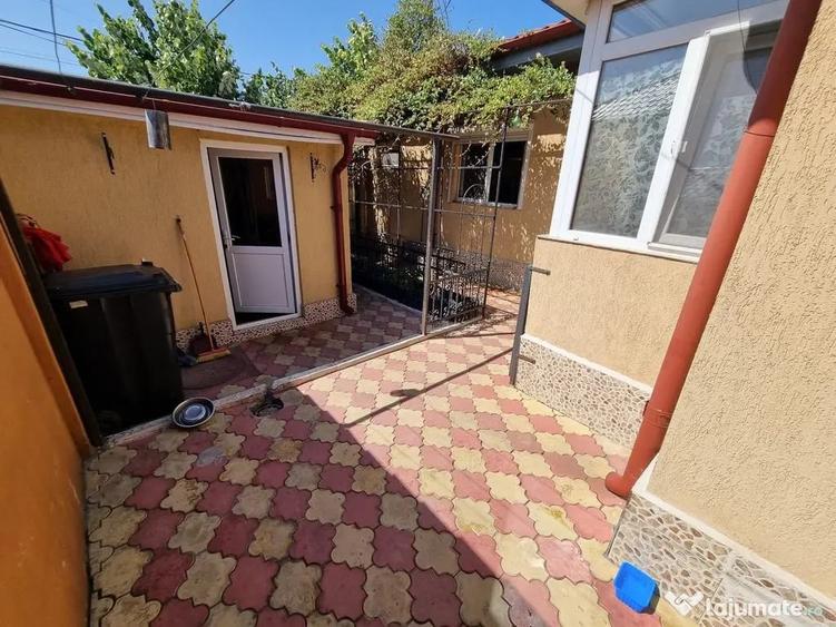 Casă cu 4 camere cu Teren 185 Mp în Dacia