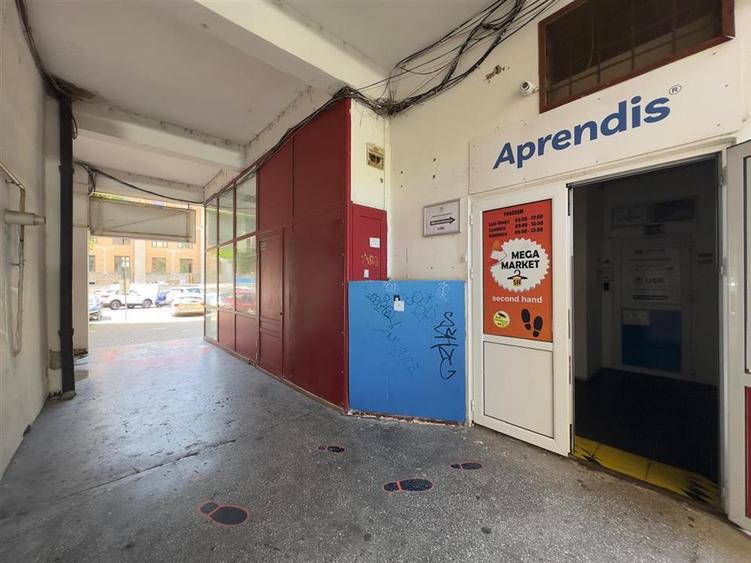 Birou, de 100 mp, în Central