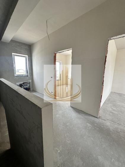 Duplex cu 4 camere cu Canalizare în Săcălaz