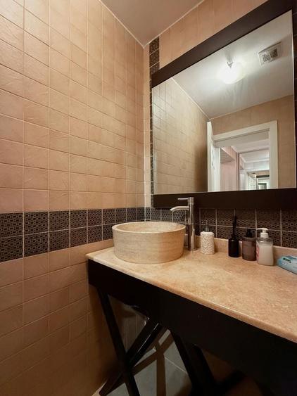 Duplex cu 5 camere cu Canalizare în Iancu Nicolae