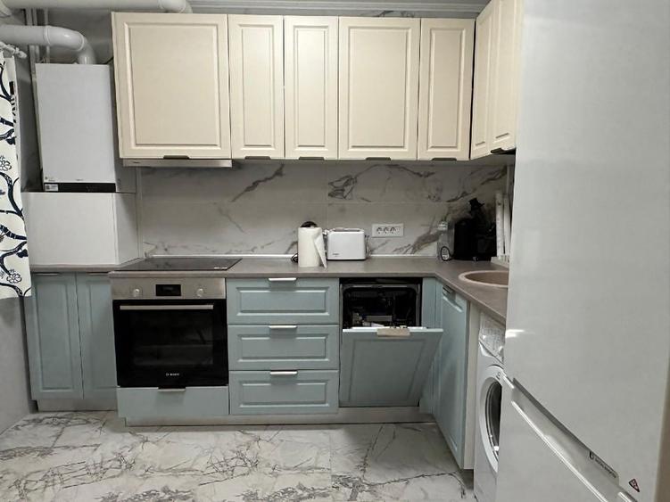 Apartament cu 2 camere, mobilat în Unirii