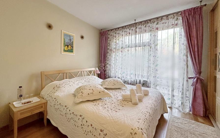 Apartament cu 4 camere decomandat, mobilat în Schei