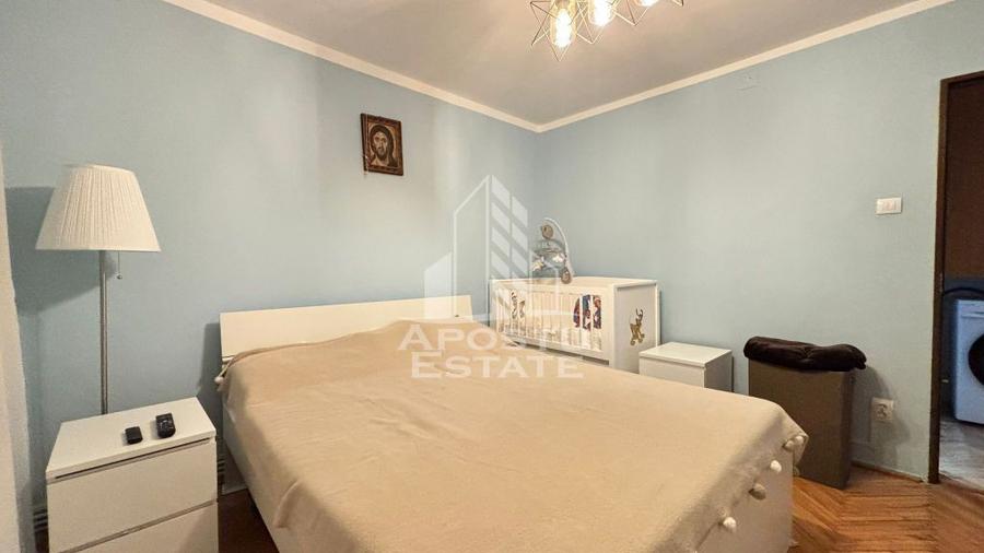 Apartament cu 3 camere decomandat în Soarelui