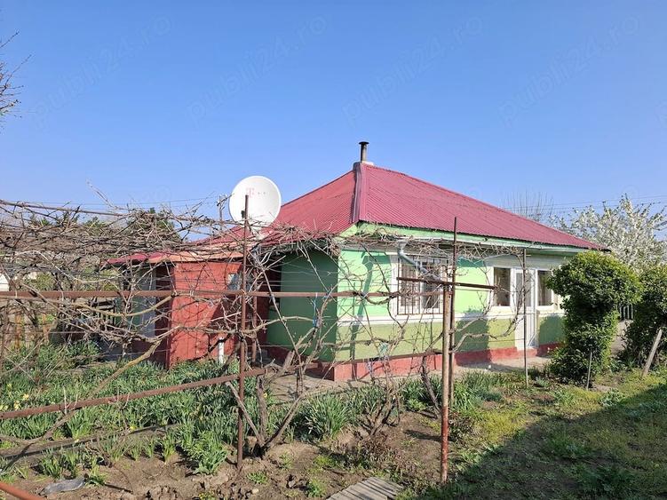 Casă cu 2 camere cu Teren 655 Mp în Misleanu