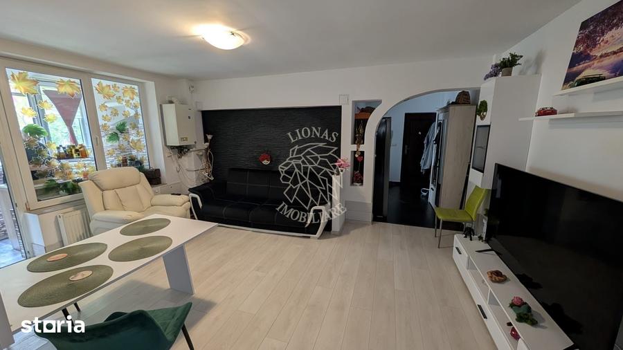 Apartament cu 3 camere în Mărișelu