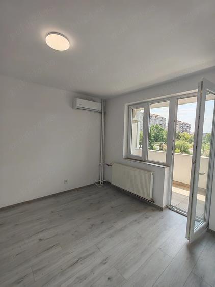 Apartament cu 2 camere semidecomandat în Rogerius