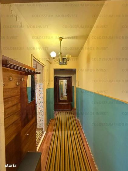 Apartament cu 3 camere semidecomandat în Astra