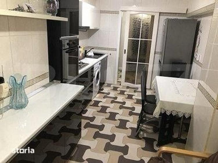 Apartament cu 3 camere decomandat în Țiglina 1