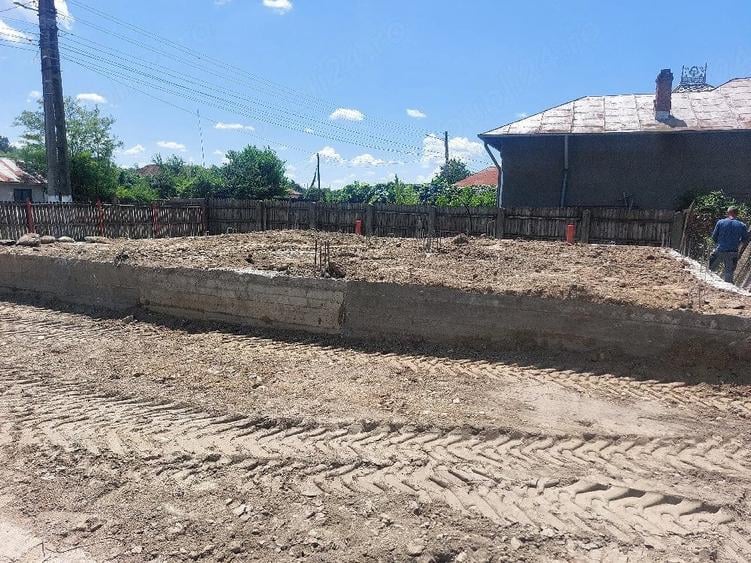 Teren de 1548 mp, în Albota