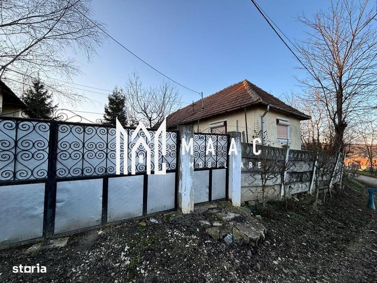 Casă cu 4 camere în Ohaba