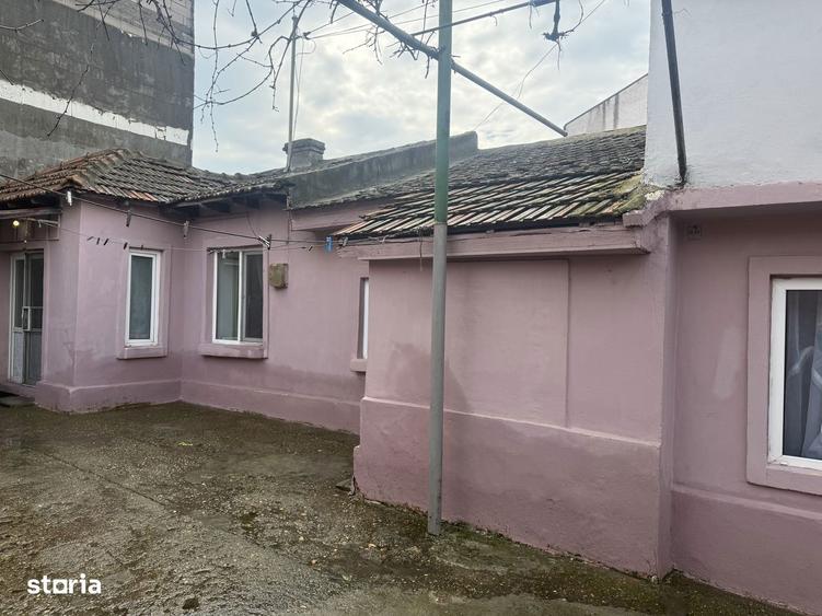Casă cu 4 camere cu Teren 182 Mp în Inel II