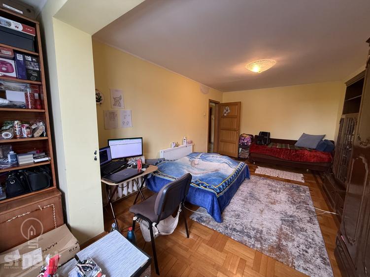 Apartament cu 3 camere decomandat, mobilat în Zorilor