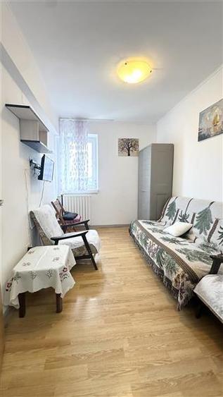 Apartament cu 2 camere semidecomandat, mobilat în Tomis Nord