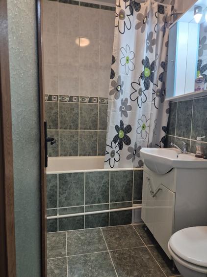 Garsonieră decomandată în Hipodrom