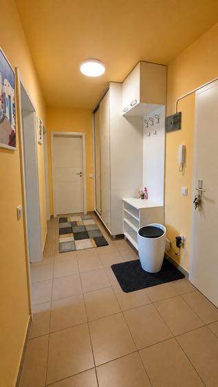 Apartament cu 2 camere decomandat în Avantgarden