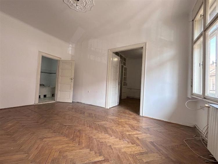 Apartament cu 2 camere nedecomandat în Ultracentral