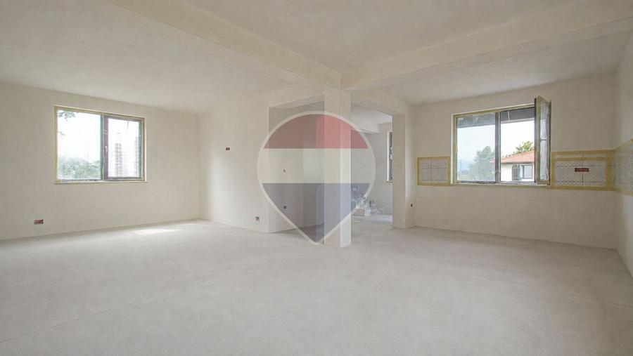 Duplex cu 4 camere cu Teren 500 Mp în Stupini