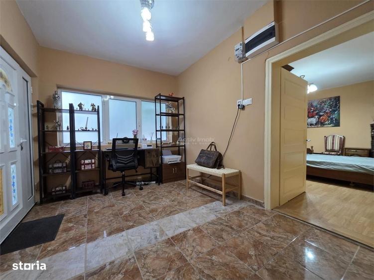 Casă cu 4 camere cu Teren 438 Mp în 23 August