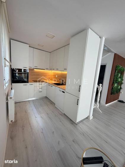 Casă cu 4 camere cu Teren 400 Mp în Crăciunești