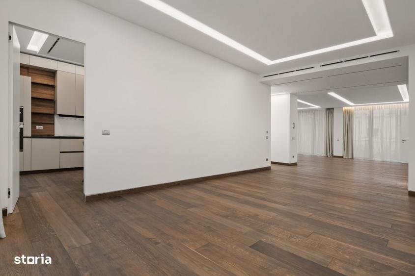 Apartament cu 4 camere decomandat în Kiseleff