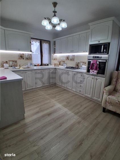 Casă cu 4 camere cu Teren 1073 Mp în Cordău