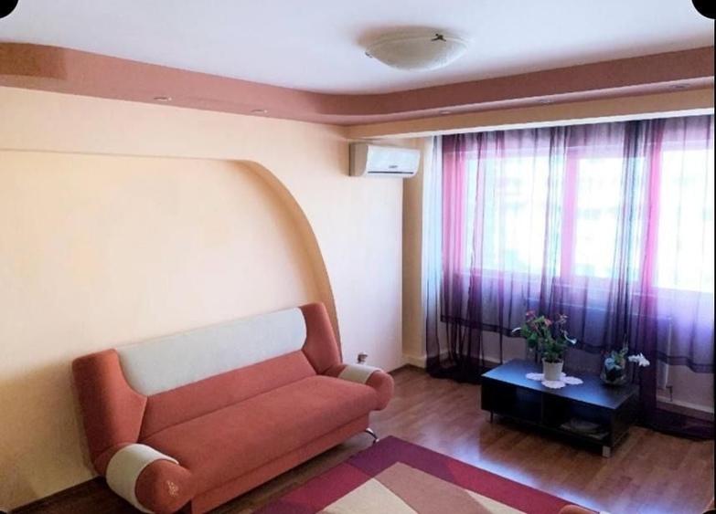Apartament cu 3 camere semidecomandat în Ultracentral