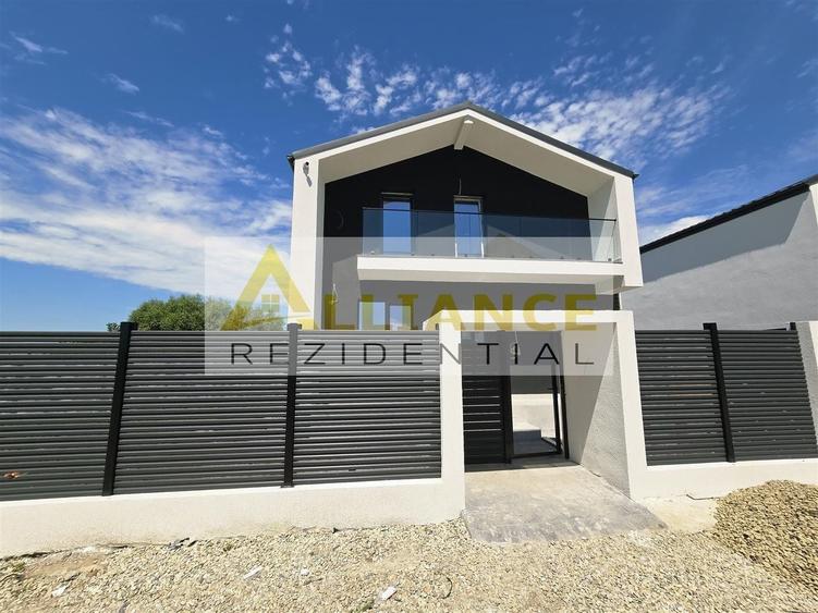 Vila str Miorita-4 camere-3 bai-2 dressinguri-beci - 2