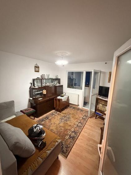Apartament cu 2 camere decomandat în Vest