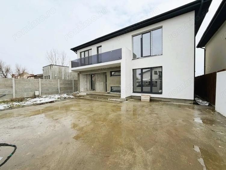 Casă cu Teren 586 Mp în Slătioara