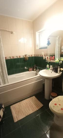 Apartament decomandat în Obor