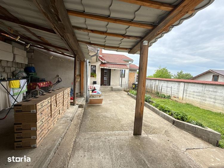 Casă cu 3 camere cu Teren 400 Mp în Oncea