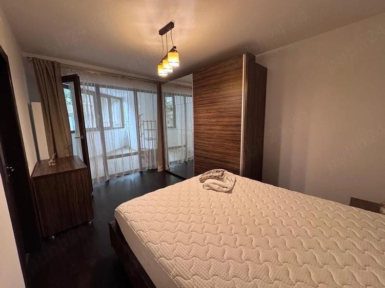 Apartament cu 3 camere decomandat în Parc Zăvoi