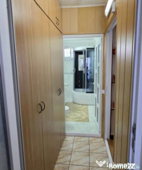 Apartament cu 2 camere semidecomandat în Păcii