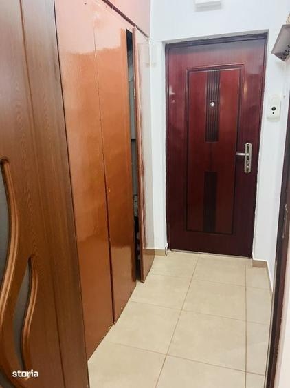 Garsoniera practica, locatie excelenta | Piata Baba Novac - Brazda - 14
