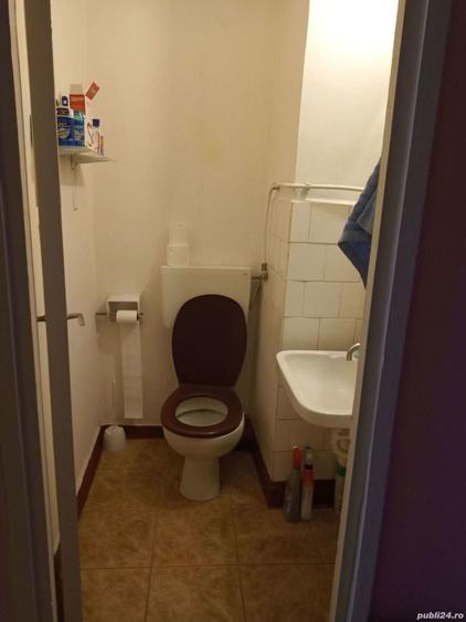 Apartament cu 4 camere decomandat în Central