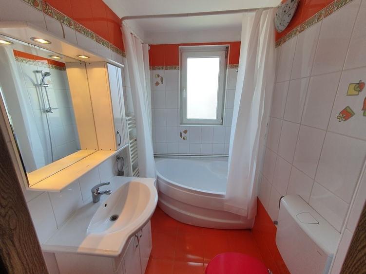 Apartament cu 2 camere decomandat în Bălcescu