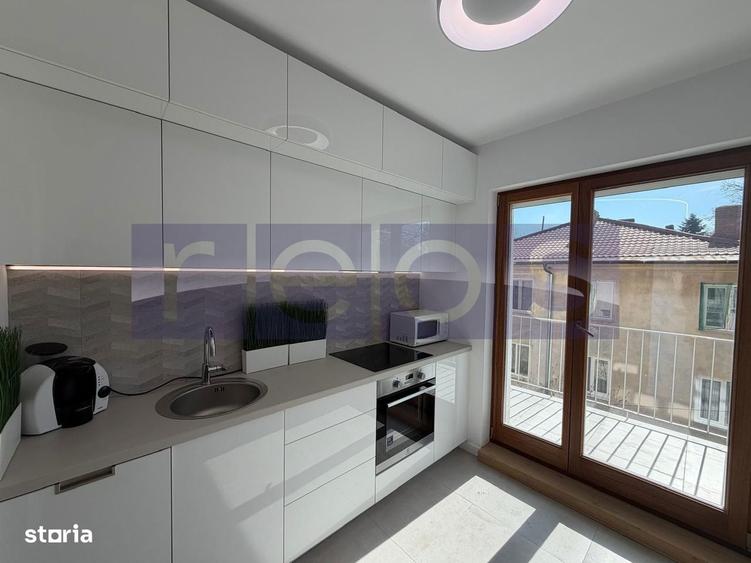 Apartament cu 3 camere, mobilat în Primăverii