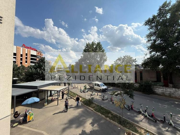 Apartament cu 2 camere decomandat în Berceni