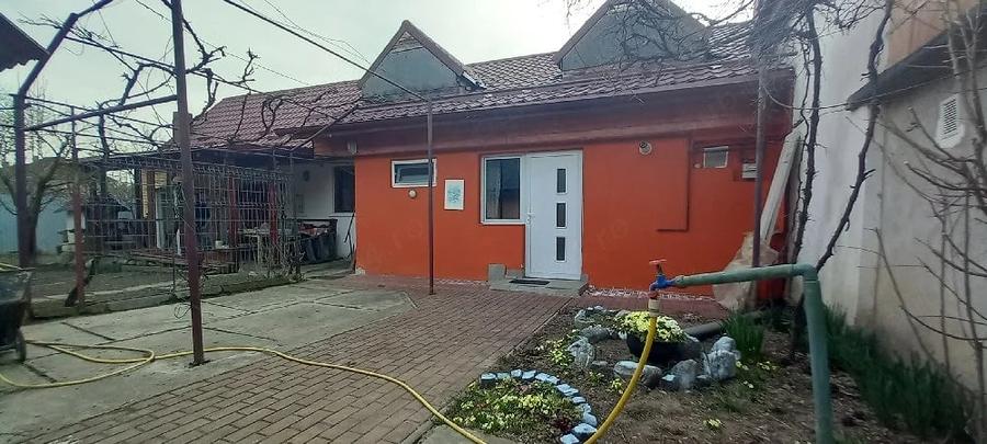 Casă cu 3 camere cu Teren 210 Mp în Făgăraș